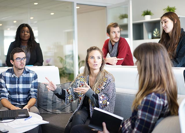 Teambesprechnung in einem Startup